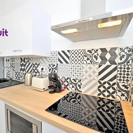 Loc'nuit - Confort - Hyper Centre Apartmán Agen